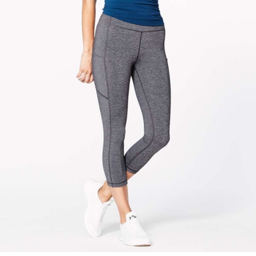 Lululemon Speed Up Crop - 21” - Heathered Black